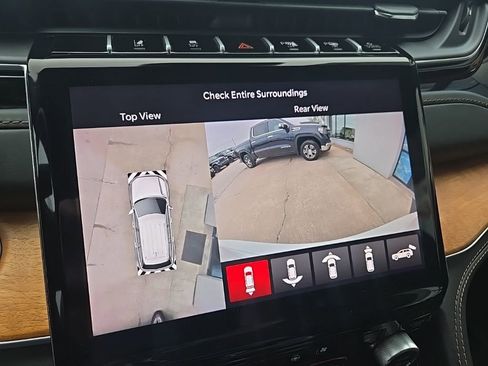 Used 2022 Jeep Grand Cherokee Summit AWD/4WD image 62