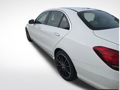 Used 2021 Mercedes-Benz C 300 Sedan image 2