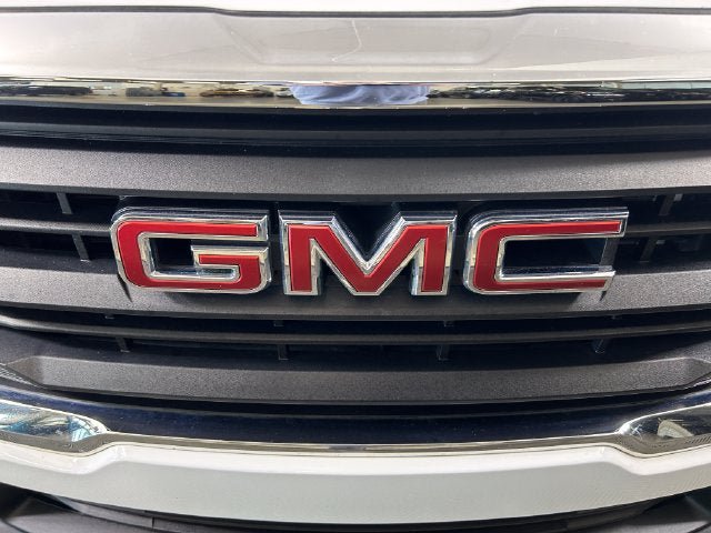 Used 2022 GMC Terrain SLE AWD/4WD image 9