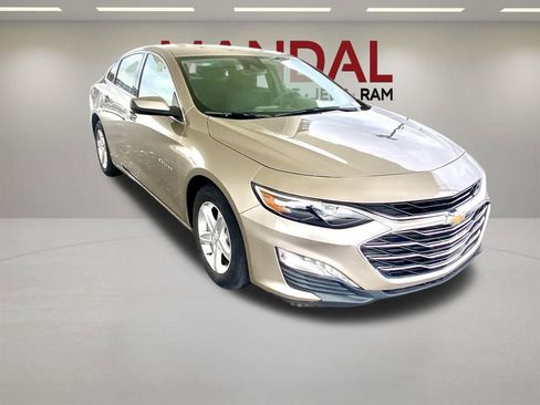Used 2023 Chevrolet Malibu LT FWD image 3