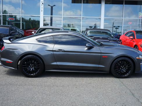 Used 2020 Ford Mustang GT Premium w/ GT Performance Package RWD image 6
