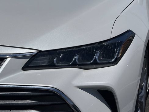 Used 2019 Toyota Avalon XLE w/ Carpet Mat Package FWD image 22