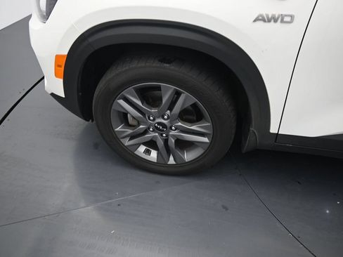 Used 2022 Kia Seltos LX AWD/4WD image 16