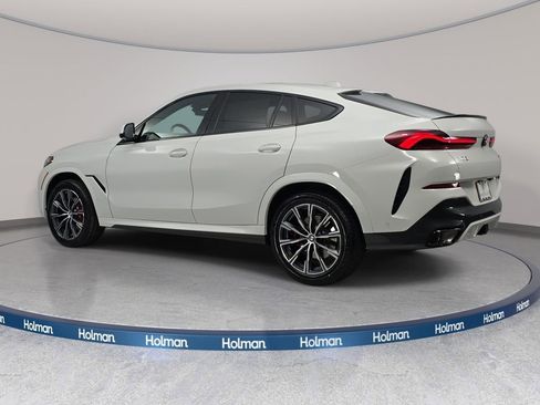 New 2026 BMW X6 xDrive40i image 7