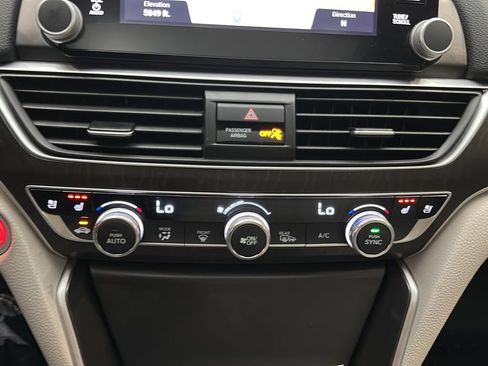 Certified 2018 Honda Accord Touring image 34