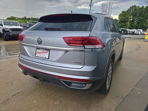 Used 2022 Volkswagen Atlas Cross Sport SE AWD/4WD image 11