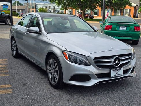 Used 2016 Mercedes-Benz C 350e Sedan image 3