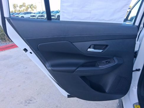 New 2026 Nissan Sentra SR w/ SR Premium Package FWD image 28