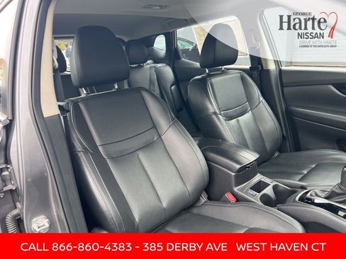 Certified 2022 Nissan Rogue Sport SL w/ Premium Package image 16