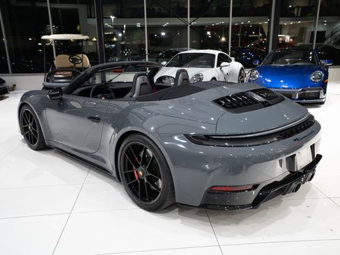 Used 2026 Porsche 911 Carrera 4 GTS AWD/4WD image 2