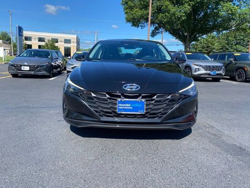 Certified 2023 Hyundai Elantra SEL FWD image 3