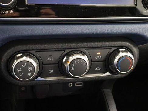 New 2025 Nissan Versa SV w/ Trunk Package image 18