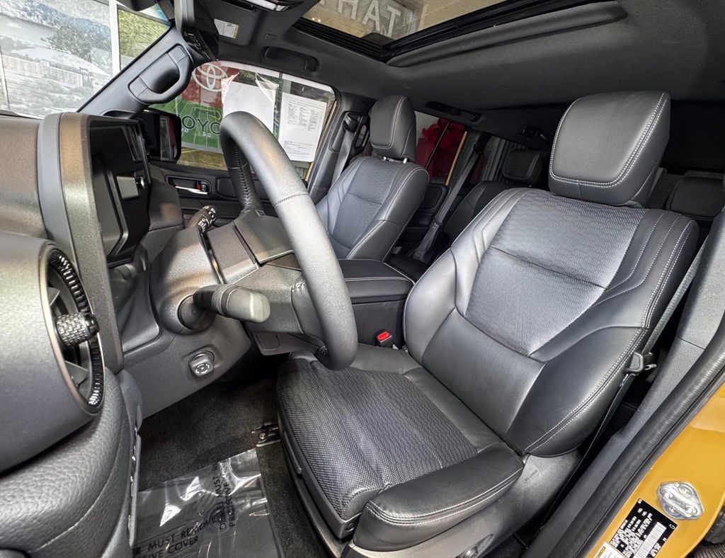 Certified 2025 Toyota Land Cruiser w/ Premium Package AWD/4WD image 25