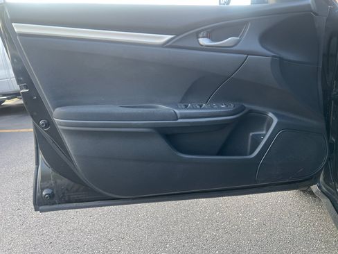 Used 2018 Honda Civic LX image 9