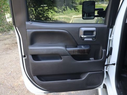 Used 2016 GMC Sierra 2500 Denali w/ Driver Alert Package AWD/4WD image 24