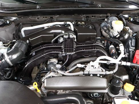 Used 2023 Subaru Outback Limited image 31