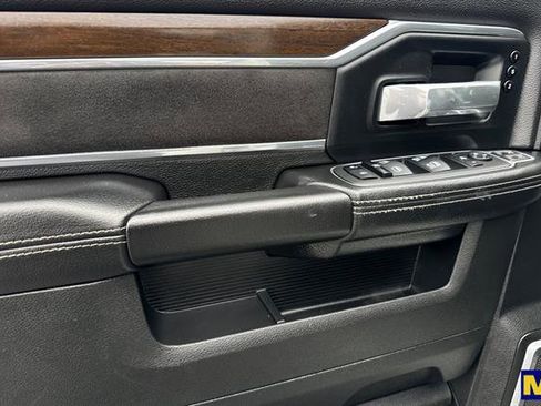 Used 2023 RAM 3500 Laramie image 11