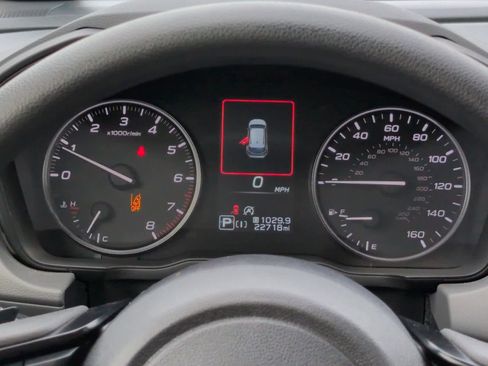 Used 2024 Subaru Crosstrek 2.0i Premium image 18