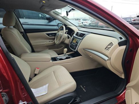 Used 2017 Nissan Altima 2.5 S w/ Power Driver Seat Package image 11