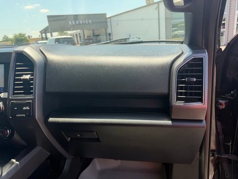 Used 2019 Ford F150 XLT w/ Equipment Group 302A Luxury AWD/4WD image 34