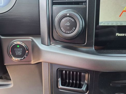 New 2025 Ford F150 Lightning XLT image 12