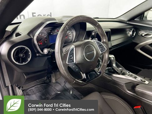 Used 2020 Chevrolet Camaro LT RWD image 3