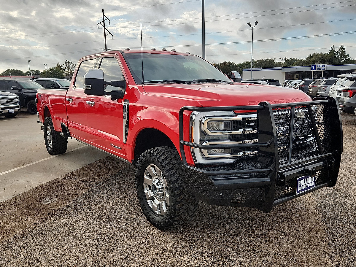 Used 2023 Ford F350 Lariat w/ Lariat Ultimate Package AWD/4WD image 7