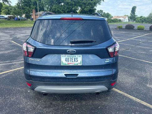 Used 2018 Ford Escape SE AWD/4WD image 5