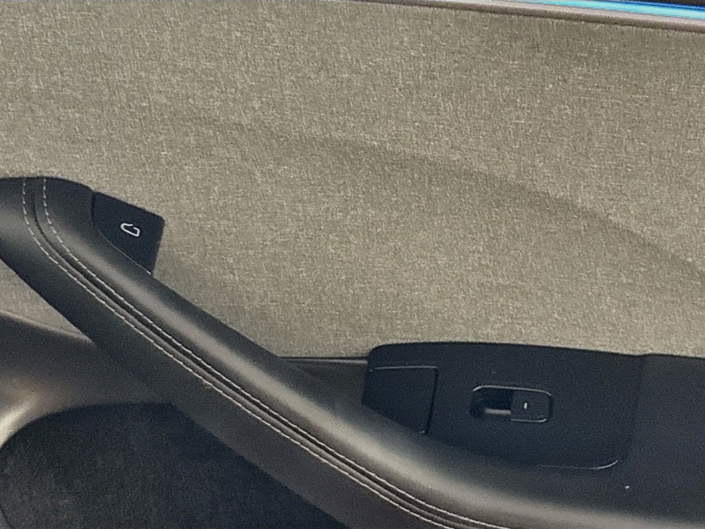Used 2026 Tesla Model 3 RWD image 27