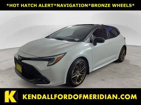 Used 2025 Toyota Corolla Hatchback w/ SE Package image 1