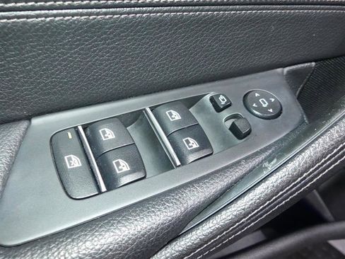 Used 2018 BMW 530i xDrive image 20