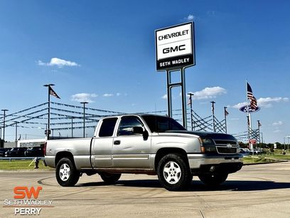 Used 2006 Chevrolet Silverado 1500 LT w/ Light Duty Power Package