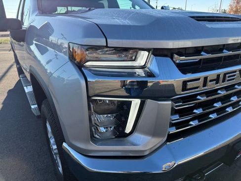 Used 2022 Chevrolet Silverado 3500 LTZ w/ LTZ Convenience Package image 10