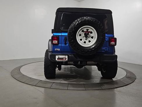Used 2022 Jeep Wrangler Unlimited Sport AWD/4WD image 4