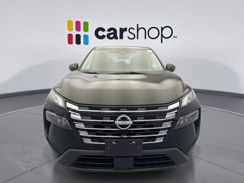 Used 2024 Nissan Rogue SV FWD image 8