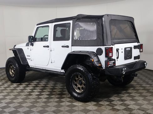Used 2015 Jeep Wrangler Unlimited Sport w/ Connectivity Group image 4
