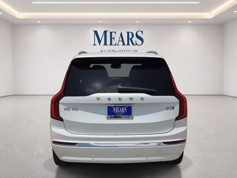 New 2026 Volvo XC90 B5 Core AWD/4WD image 4
