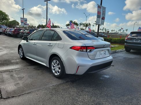 Used 2026 Toyota Corolla LE FWD image 9