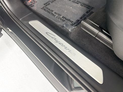New 2026 Porsche Cayenne Coupe image 6