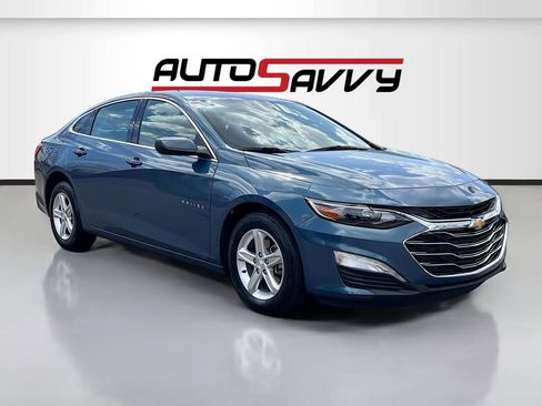 Used 2024 Chevrolet Malibu LT image 1