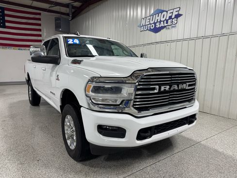 Used 2024 RAM 2500 Laramie image 2