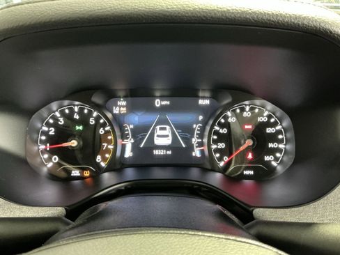 Used 2024 Jeep Compass Latitude AWD/4WD image 18