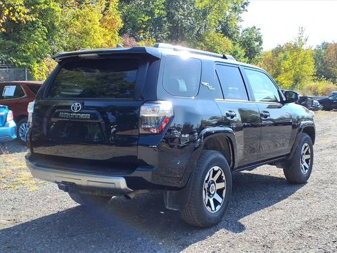 Used 2024 Toyota 4Runner TRD Off-Road image 5