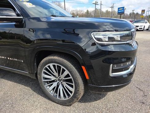 Used 2022 Jeep Grand Wagoneer Series III image 36