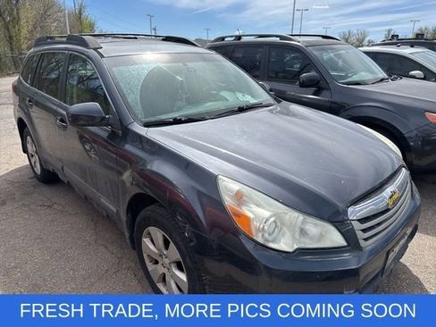 Used 2011 Subaru Outback 2.5i Premium AWD/4WD image 2