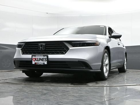 Used 2024 Honda Accord LX image 43