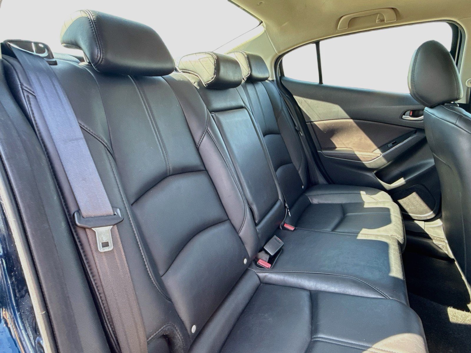 Used 2018 MAZDA MAZDA3 Touring FWD image 30
