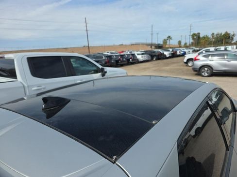 Used 2023 Hyundai Ioniq 5 Limited image 6