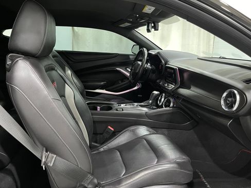 Used 2018 Chevrolet Camaro SS w/ Redline Edition RWD image 30