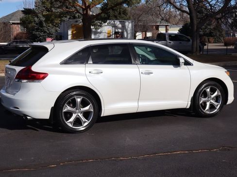 Used 2014 Toyota Venza XLE image 4